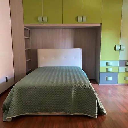 Gabe アパート チェゼーナ